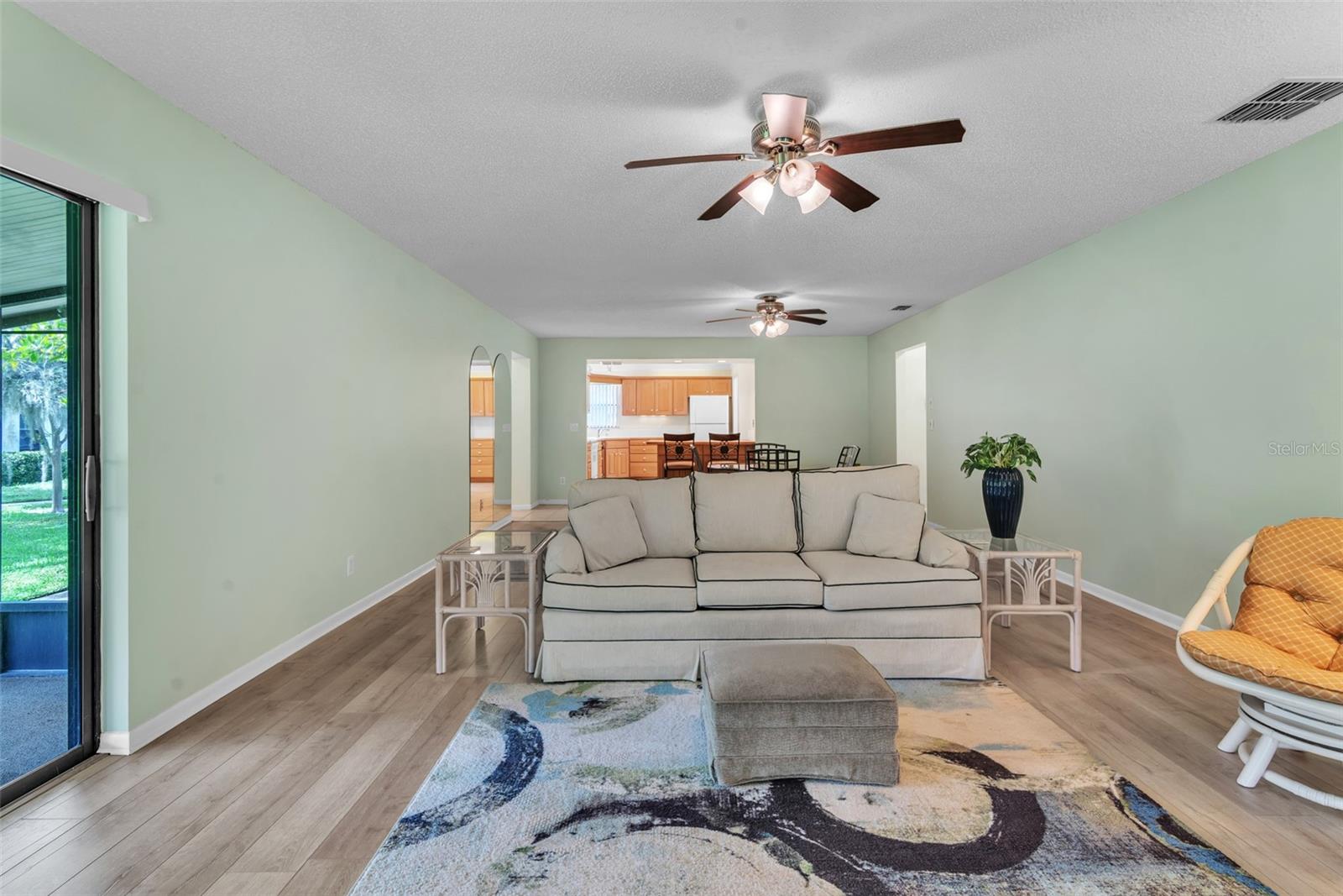 Image 18 of 39 For 1200 Tarpon Woods Boulevard P1