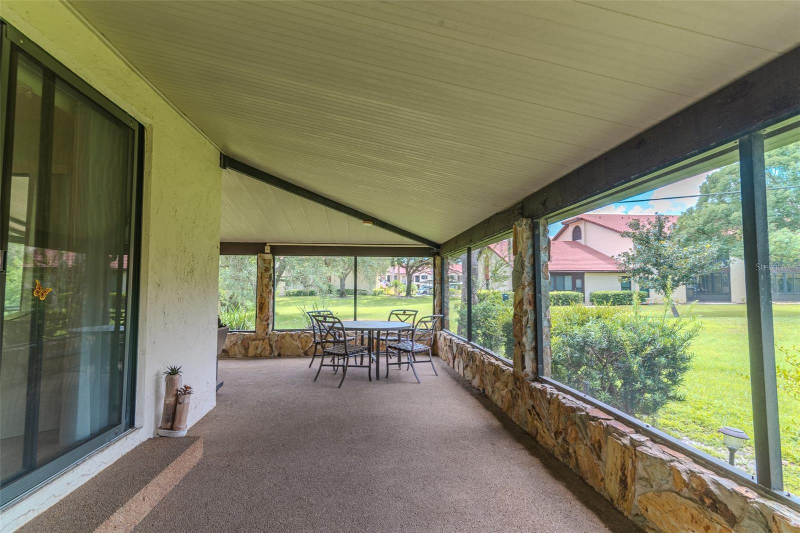 Image 33 of 39 For 1200 Tarpon Woods Boulevard P1