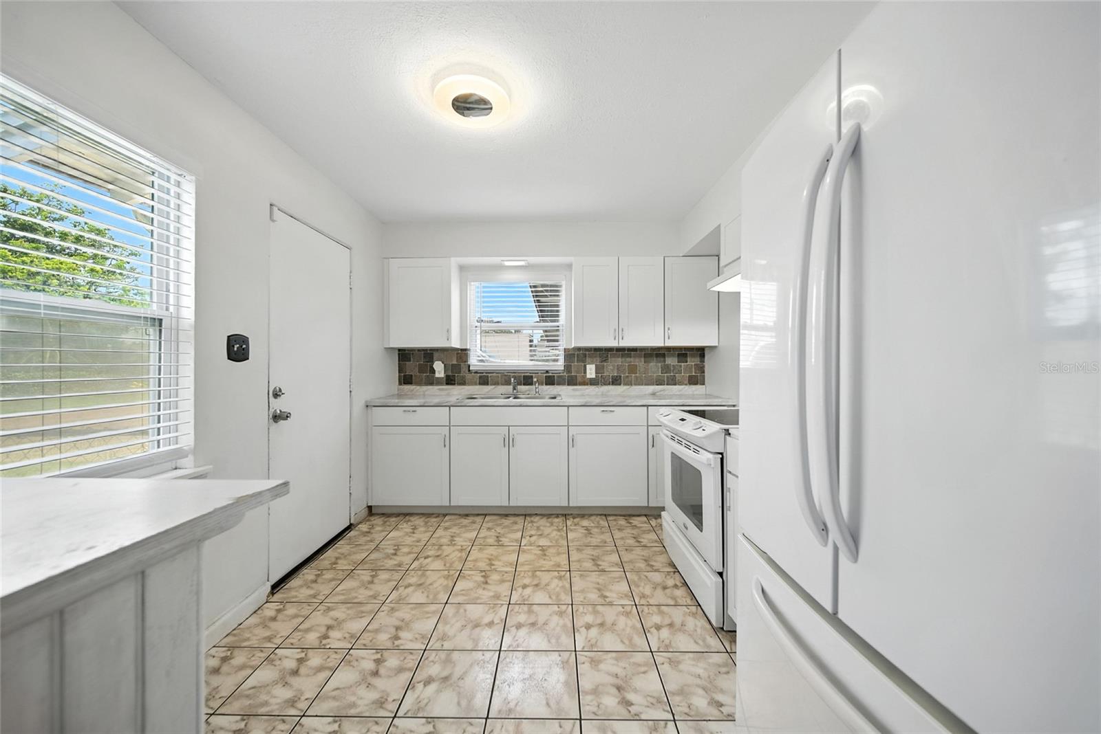 Image 17 of 23 For 4200 3rd Avenue S