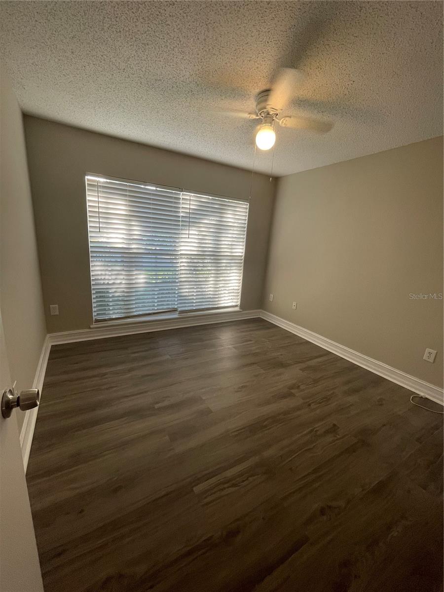 Image 4 of 10 For 1206 Grassy Meadow Place