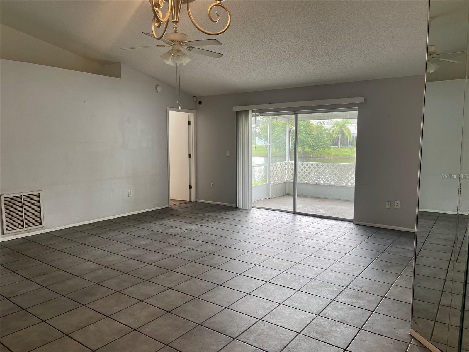 Image 9 of 10 For 1206 Grassy Meadow Place