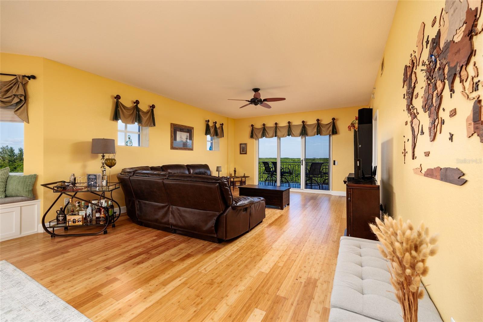 Image 11 of 73 For 12033 Gandy Boulevard N 151