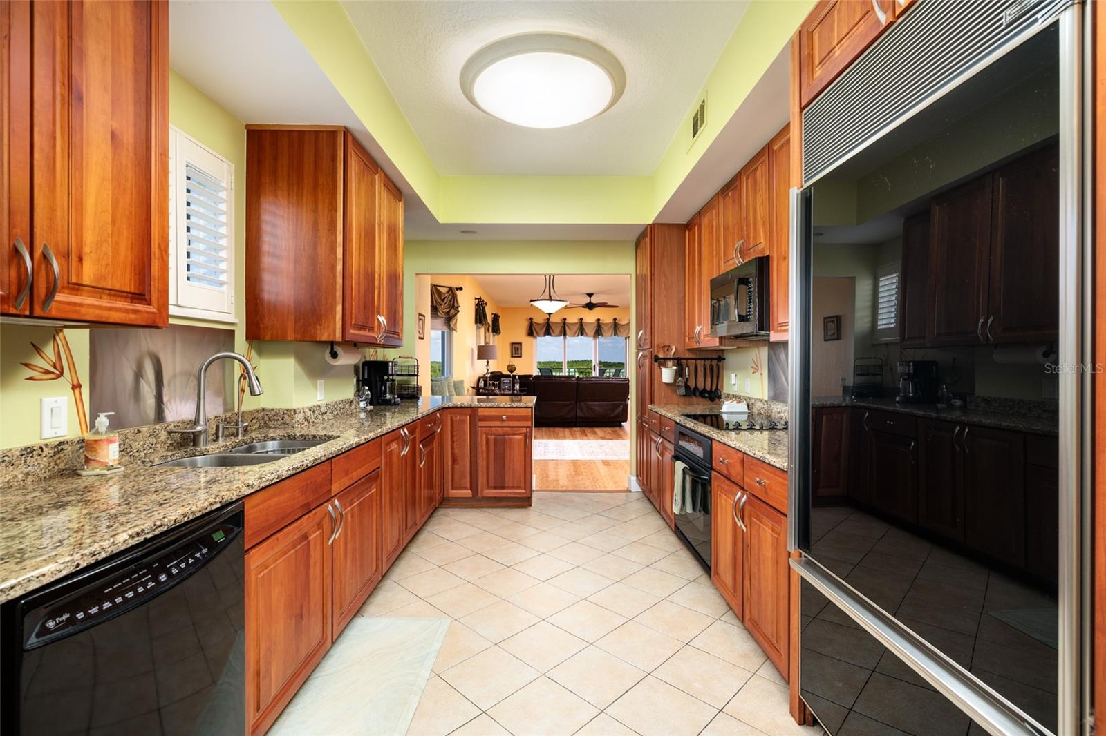 Image 21 of 73 For 12033 Gandy Boulevard N 151