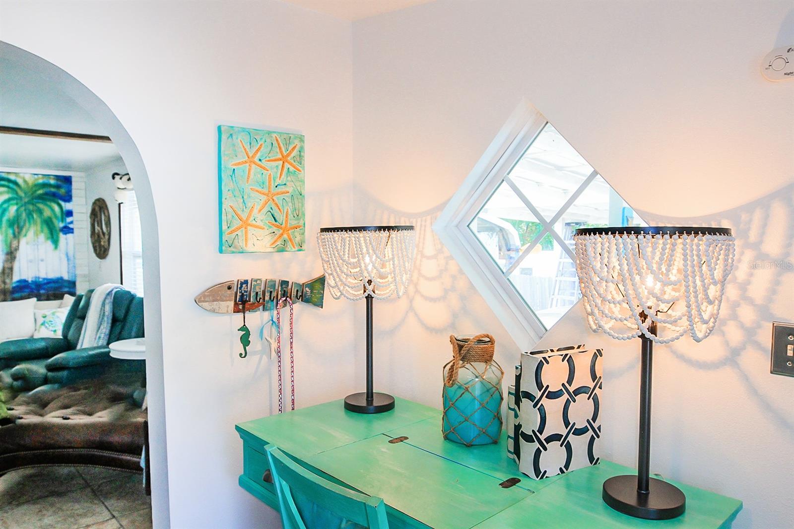 Image 10 of 56 For 4380 Benview Avenue