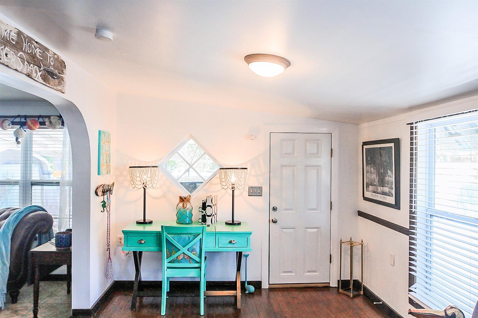 Image 11 of 56 For 4380 Benview Avenue