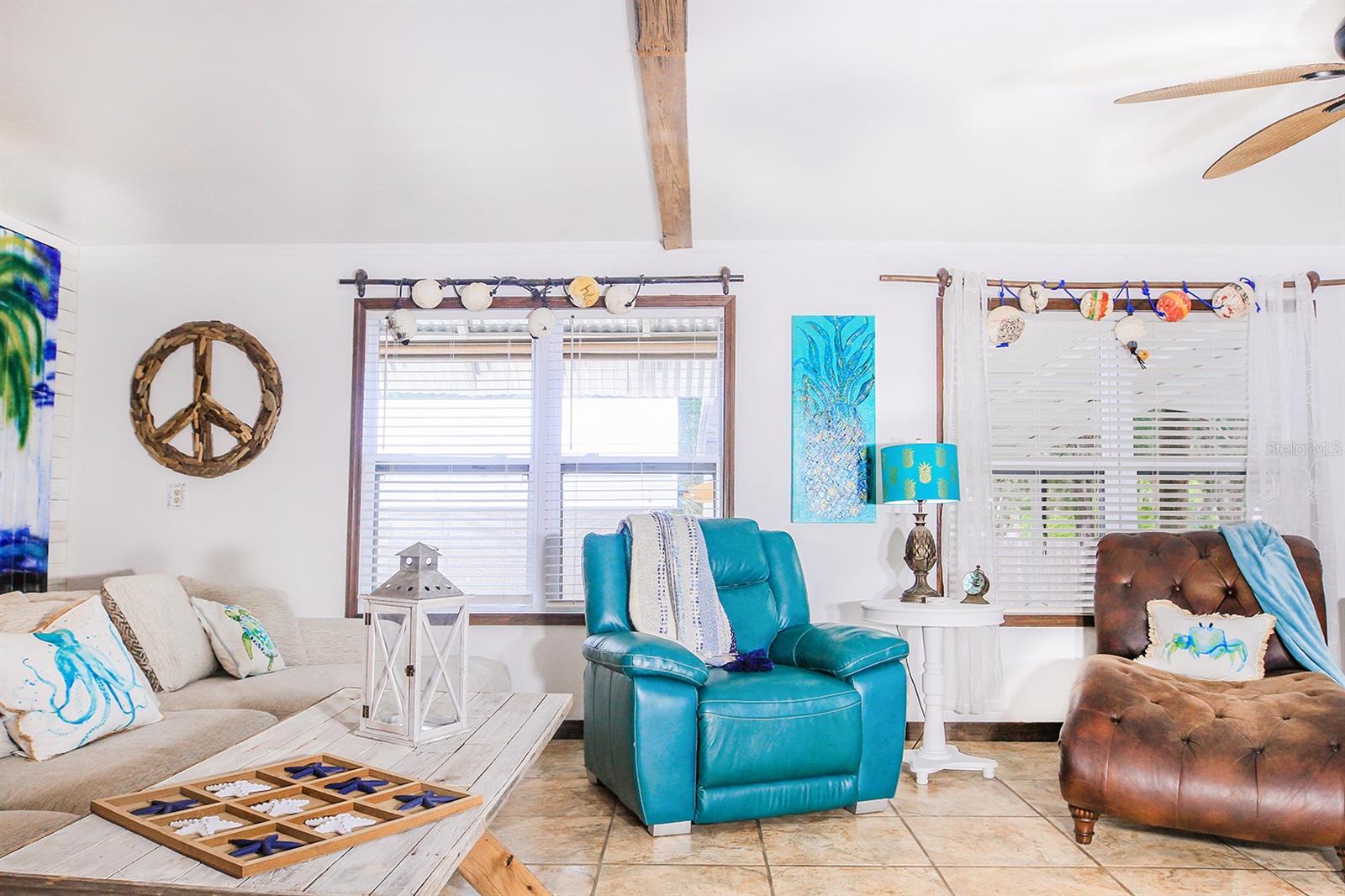 Image 16 of 56 For 4380 Benview Avenue