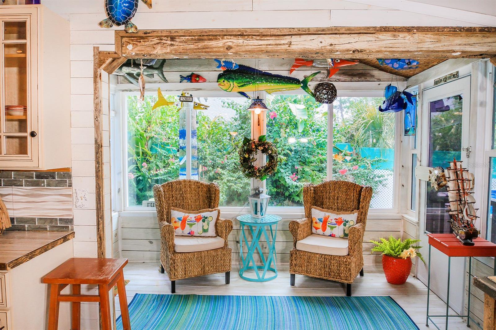 Image 25 of 56 For 4380 Benview Avenue