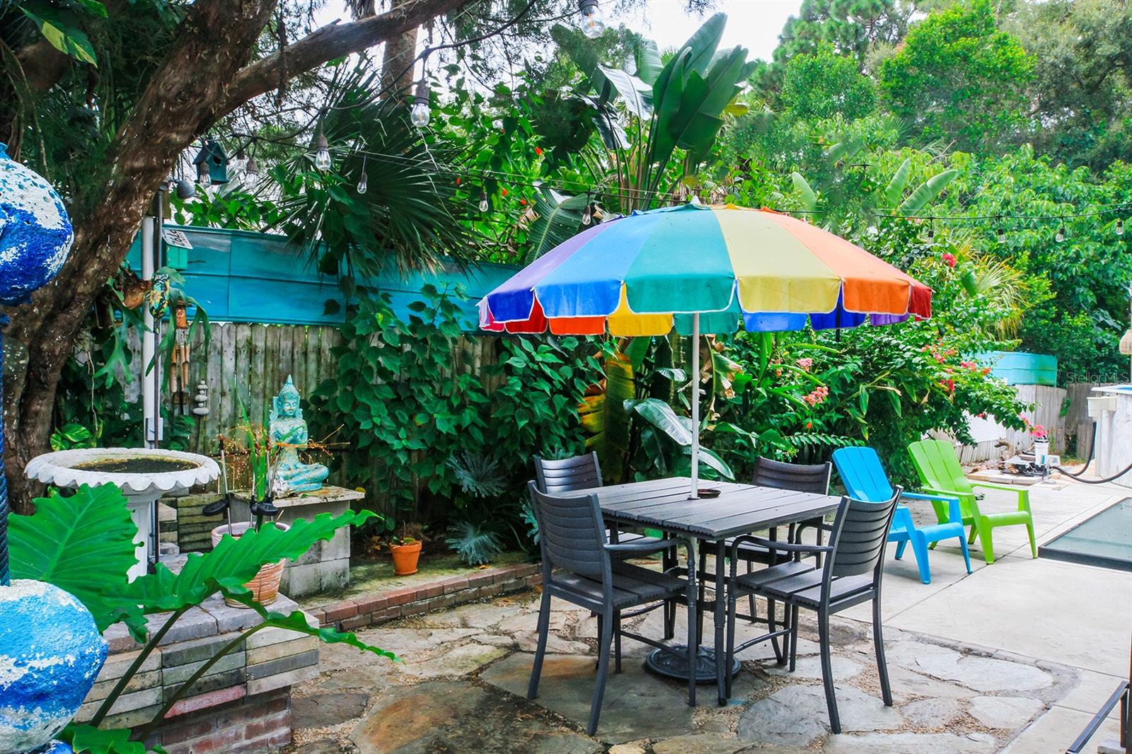 Image 28 of 56 For 4380 Benview Avenue