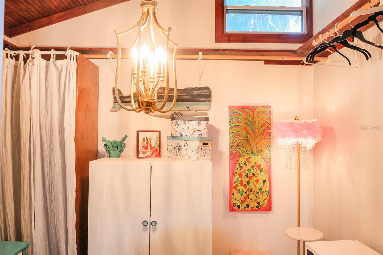 Image 32 of 56 For 4380 Benview Avenue