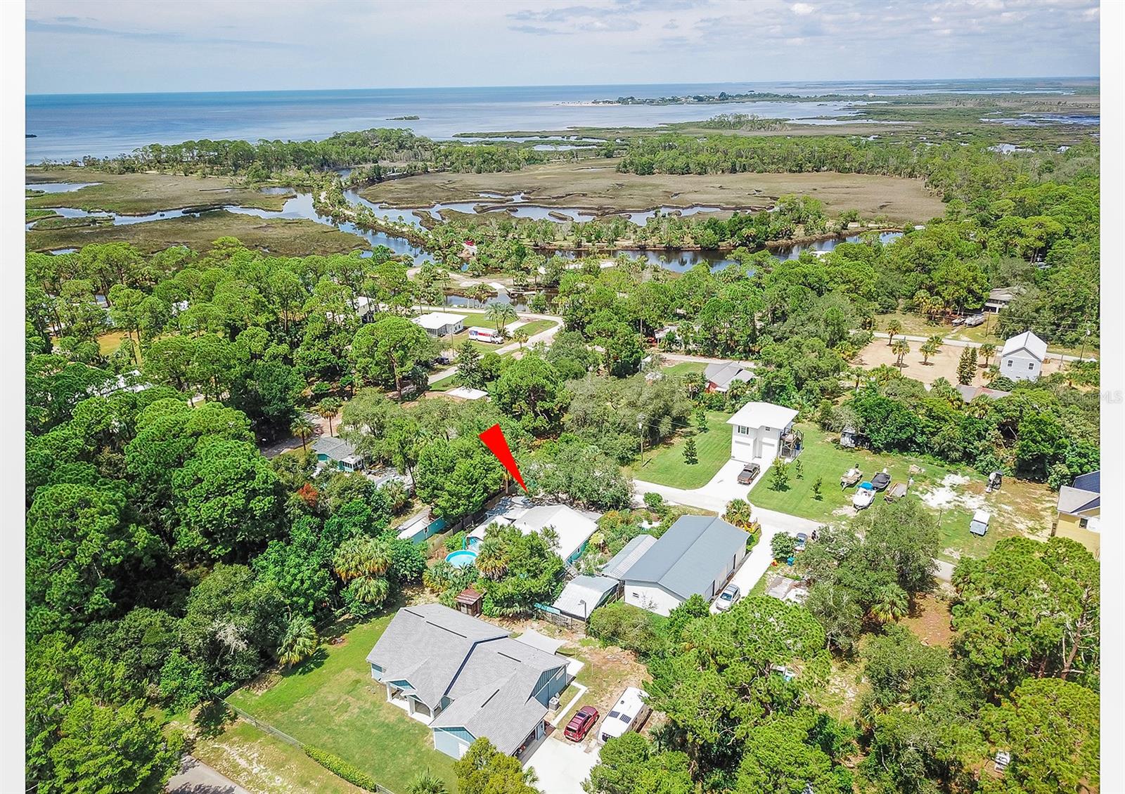 Image 4 of 56 For 4380 Benview Avenue