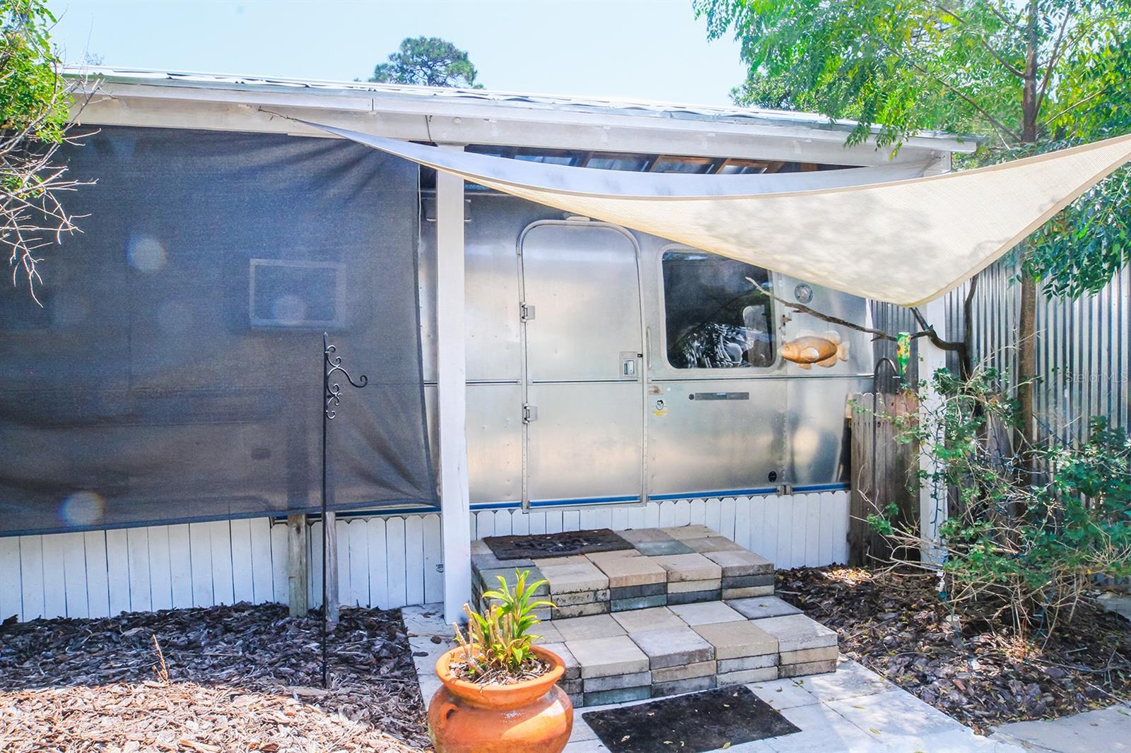 Image 45 of 56 For 4380 Benview Avenue