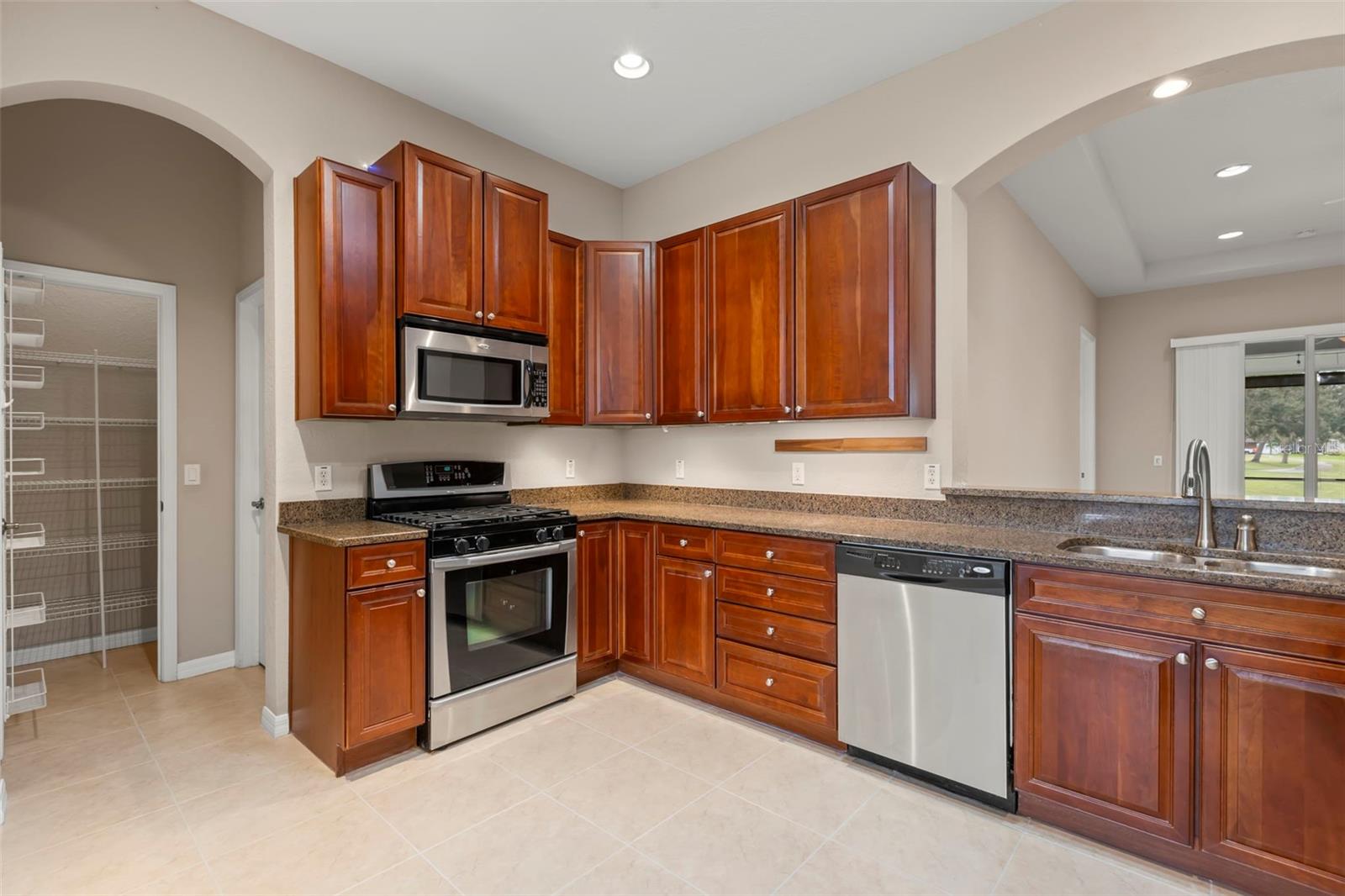 Image 18 of 70 For 2290 Sifield Greens Way