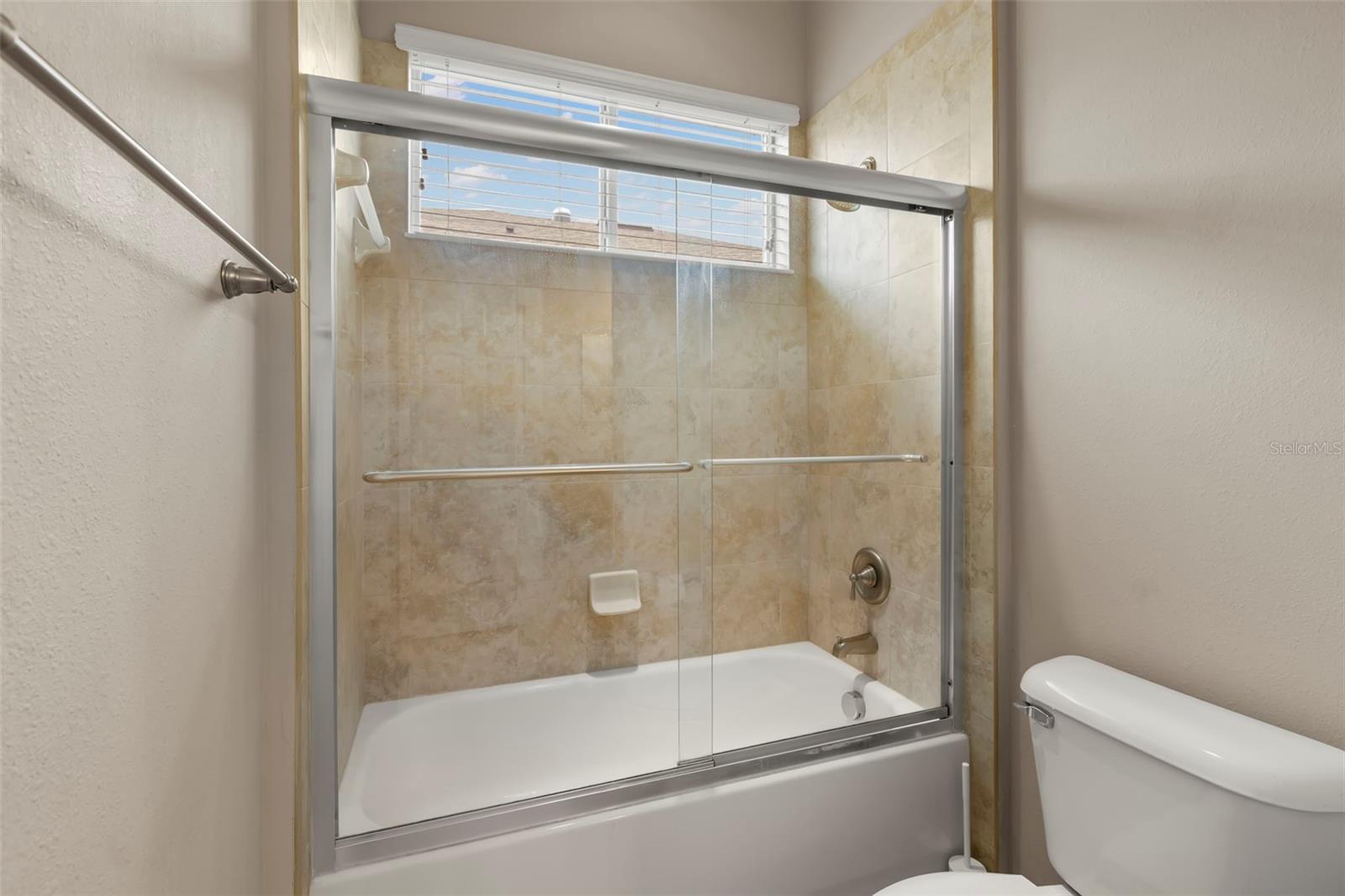 Image 40 of 70 For 2290 Sifield Greens Way