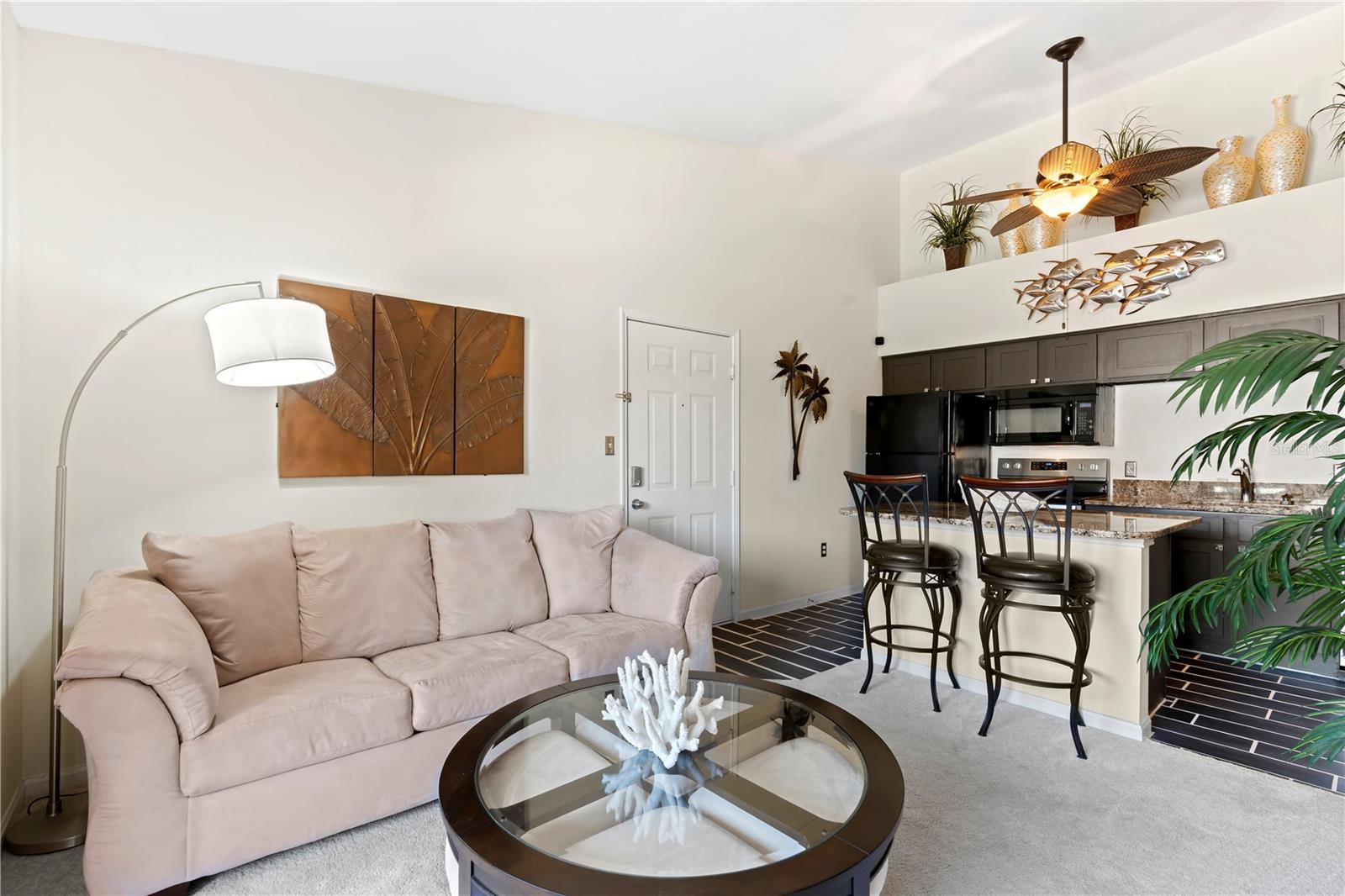 Image 3 of 24 For 1240 Missouri Avenue 414
