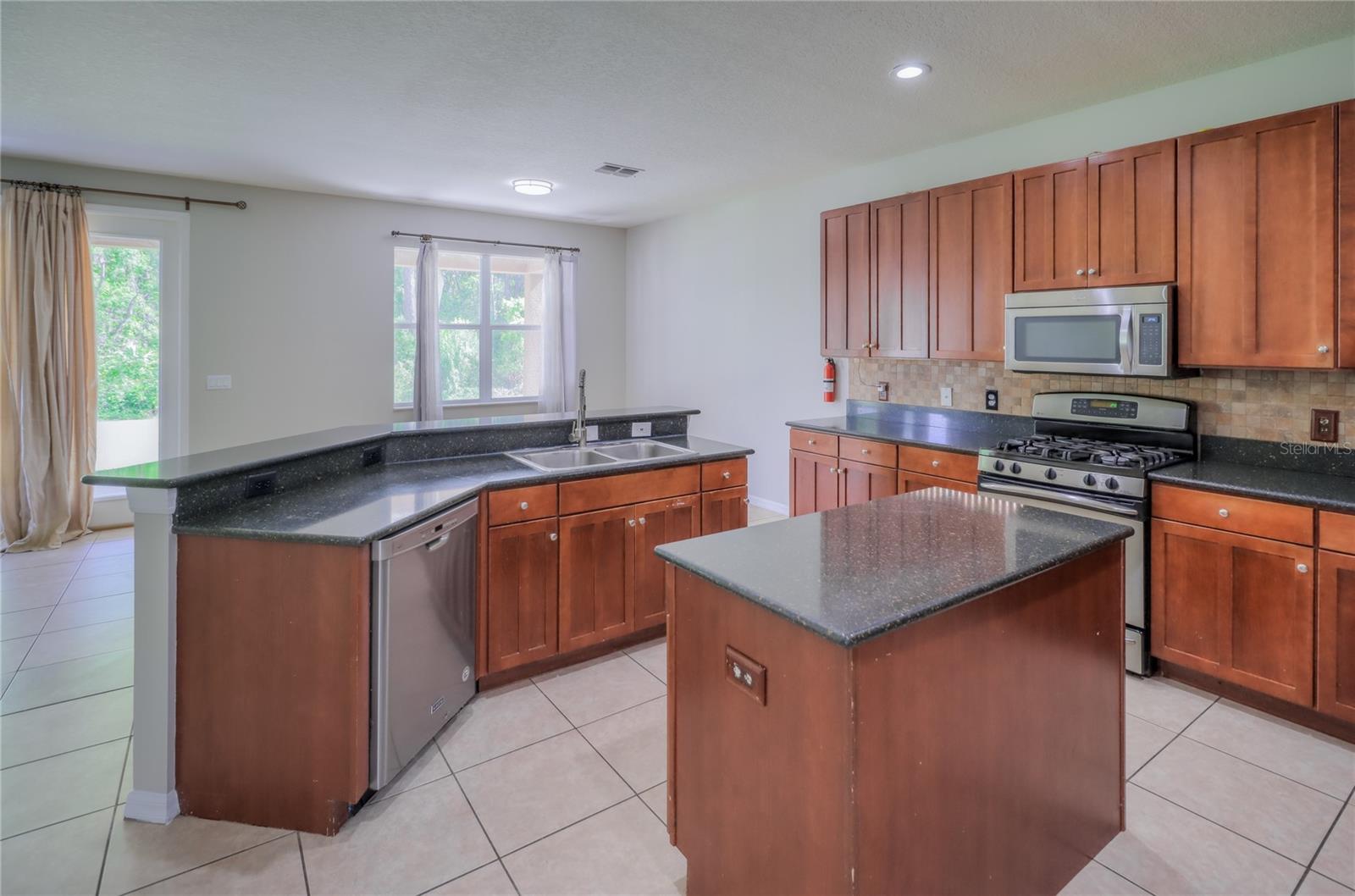 Image 24 of 91 For 20513 Sultana Court