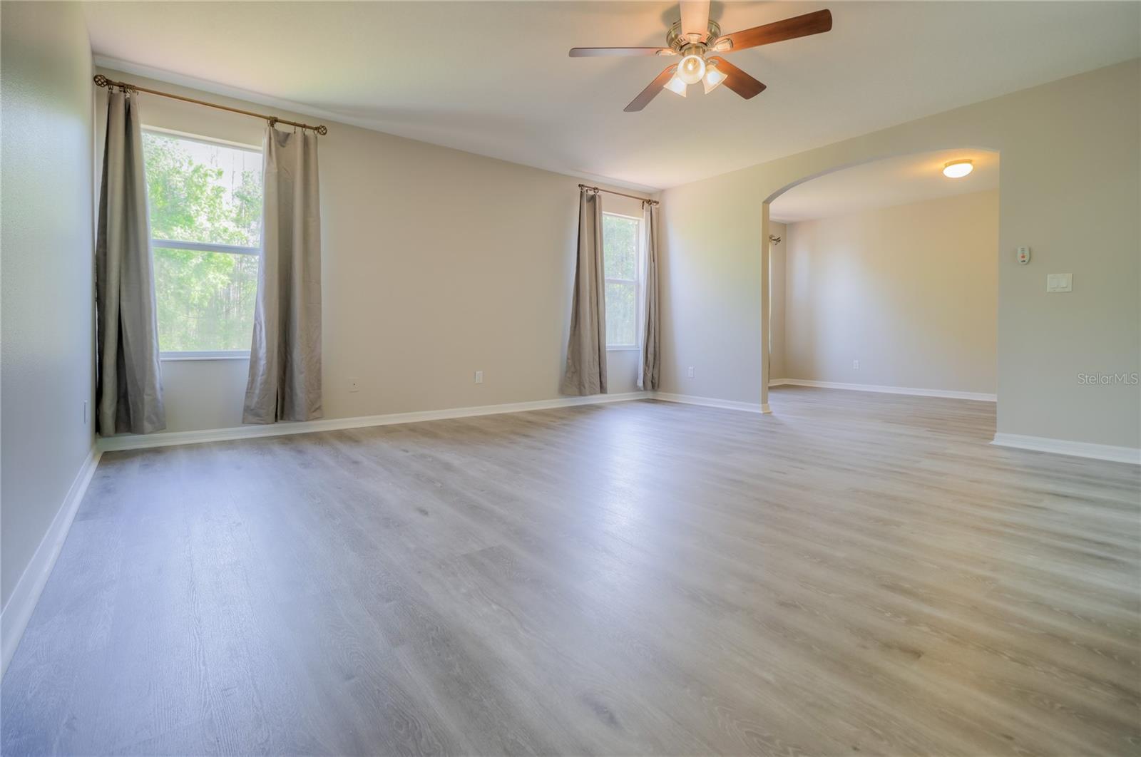 Image 40 of 91 For 20513 Sultana Court