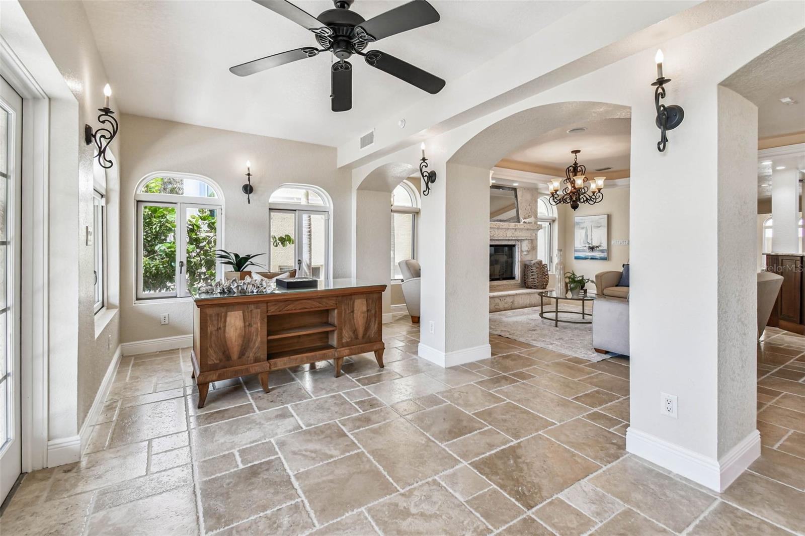 Image 41 of 99 For 2809 Sunset Way