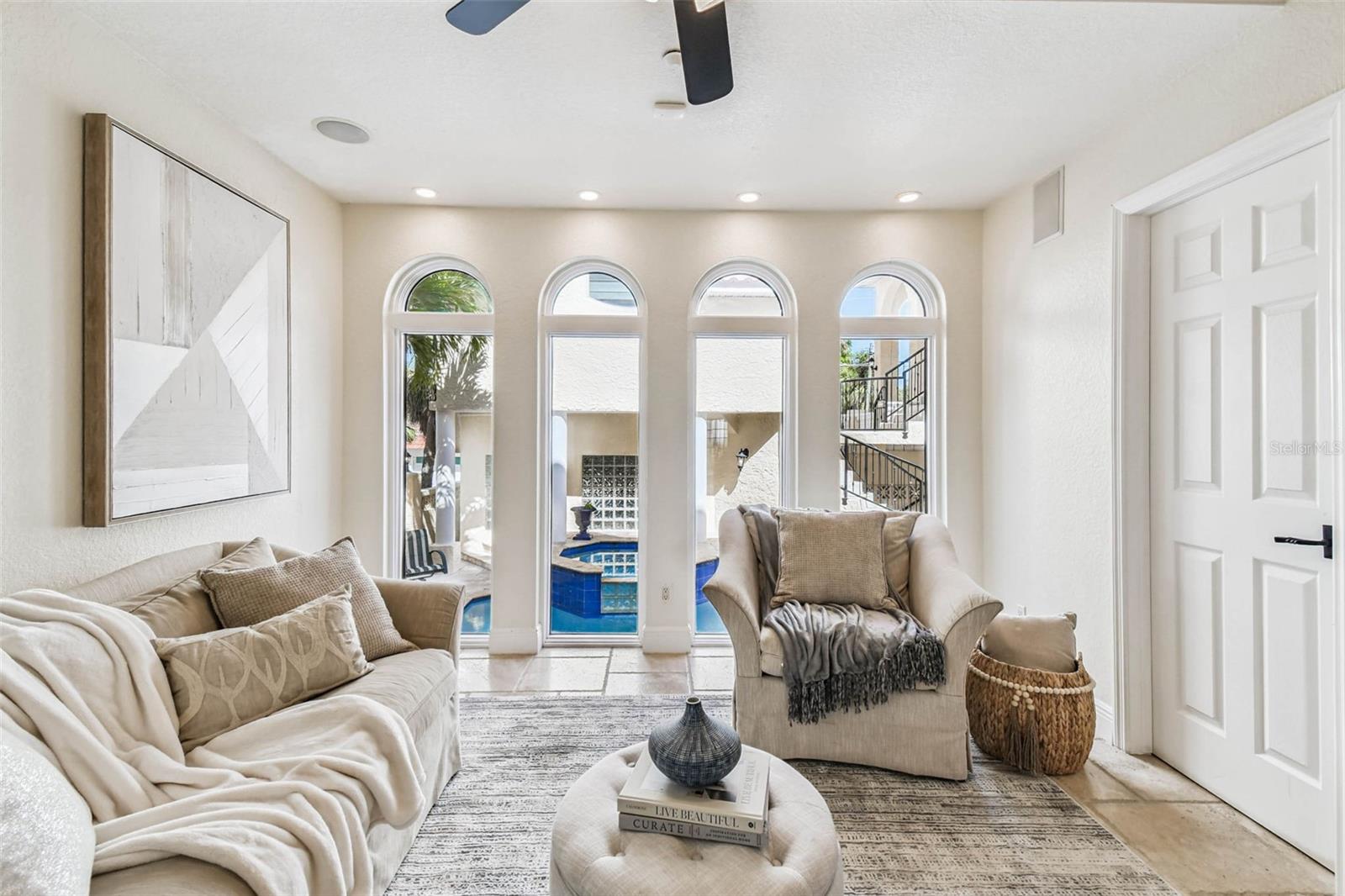 Image 54 of 99 For 2809 Sunset Way