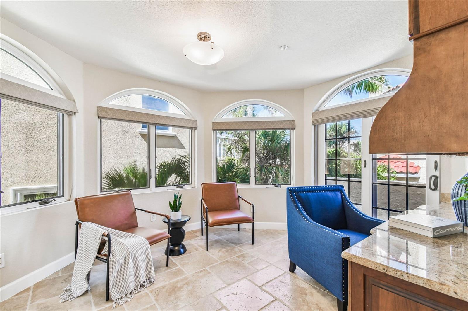 Image 61 of 99 For 2809 Sunset Way