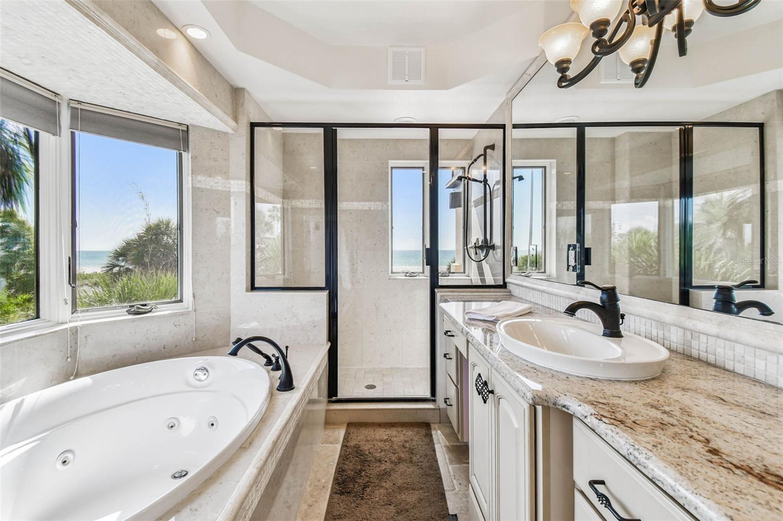 Image 76 of 99 For 2809 Sunset Way
