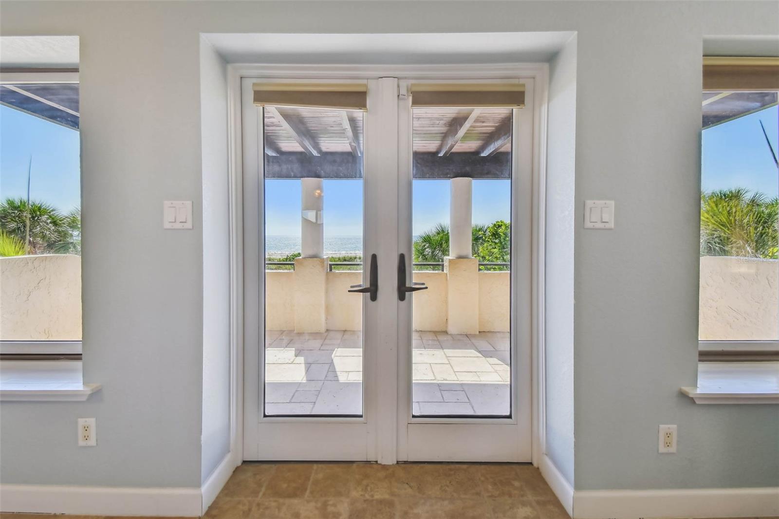 Image 78 of 99 For 2809 Sunset Way