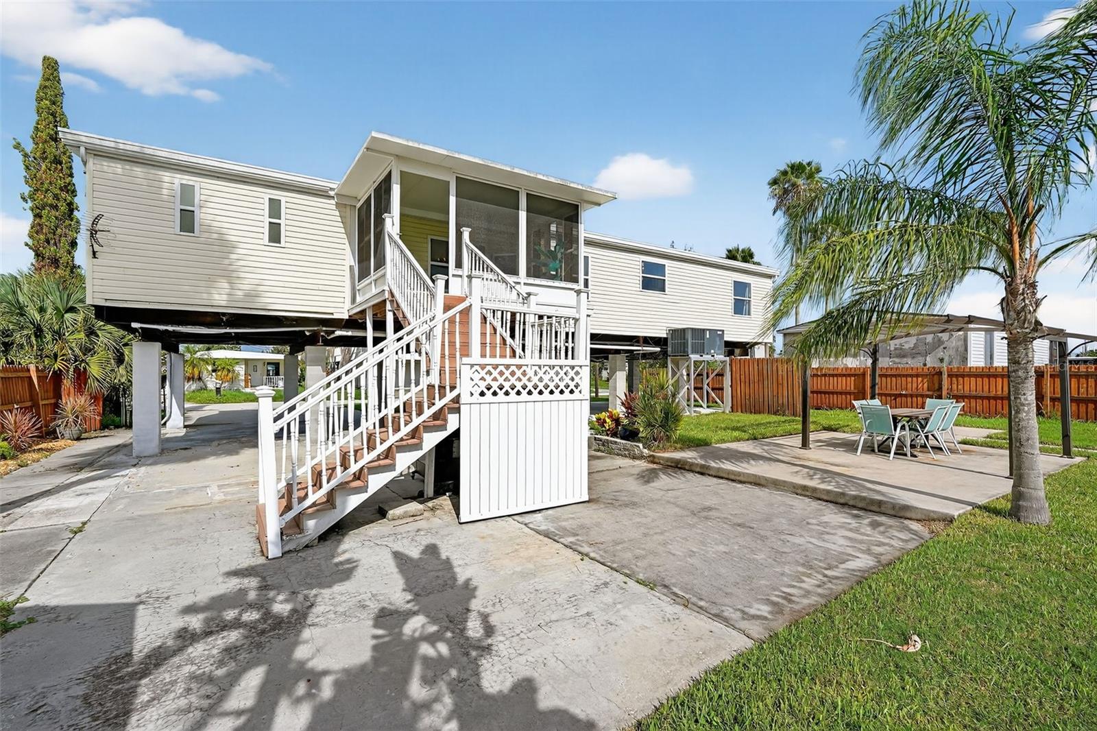 Image 2 of 61 For 13028 Keel Court
