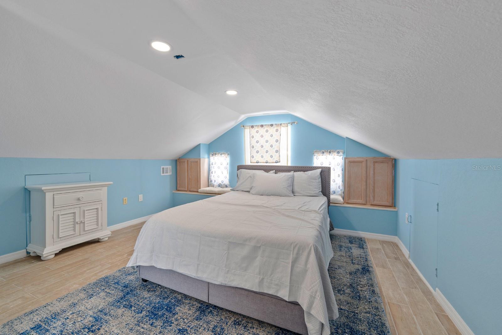 Image 18 of 29 For 4503 Bahama Drive