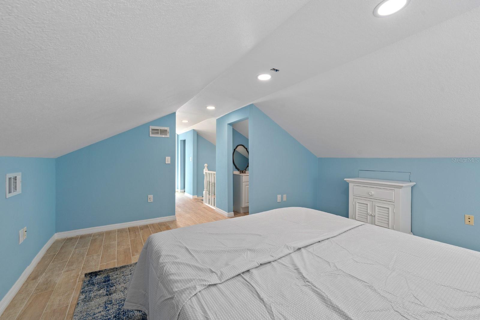 Image 19 of 29 For 4503 Bahama Drive