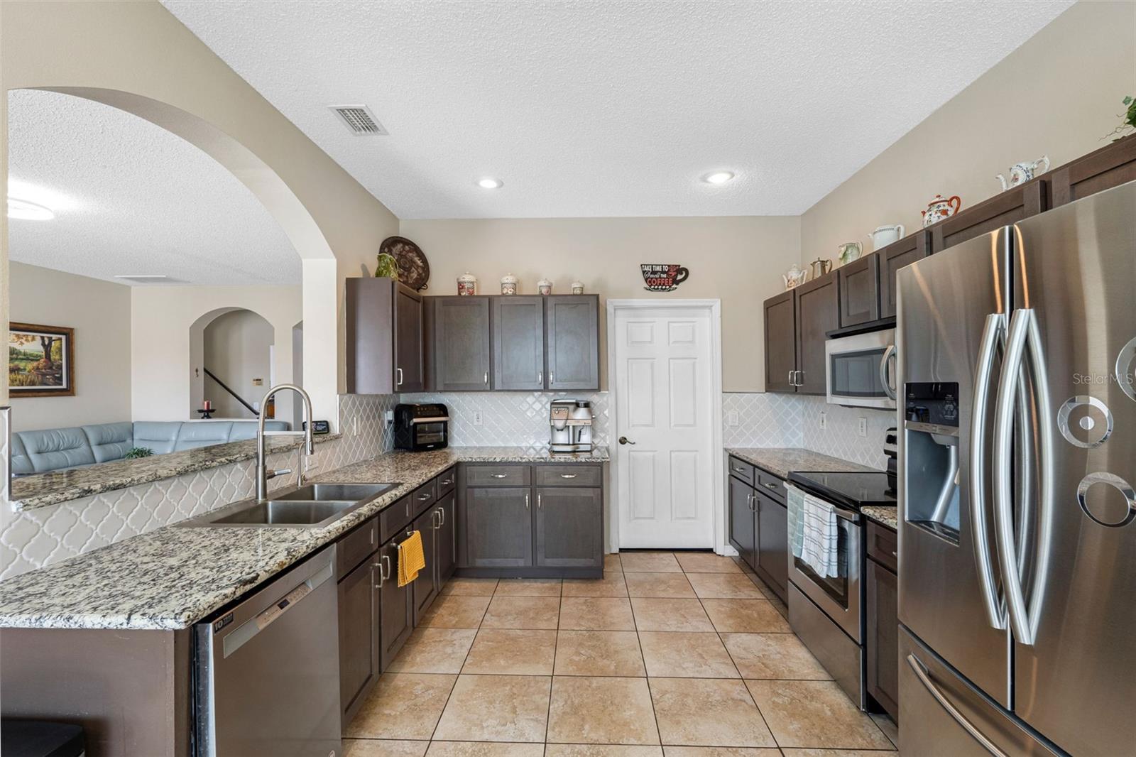 Image 8 of 49 For 1312 Brooke View Drive