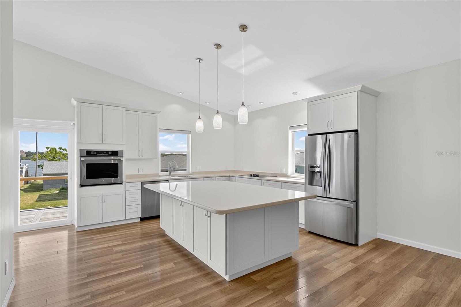 Image 15 of 88 For 775 182nd Avenue E