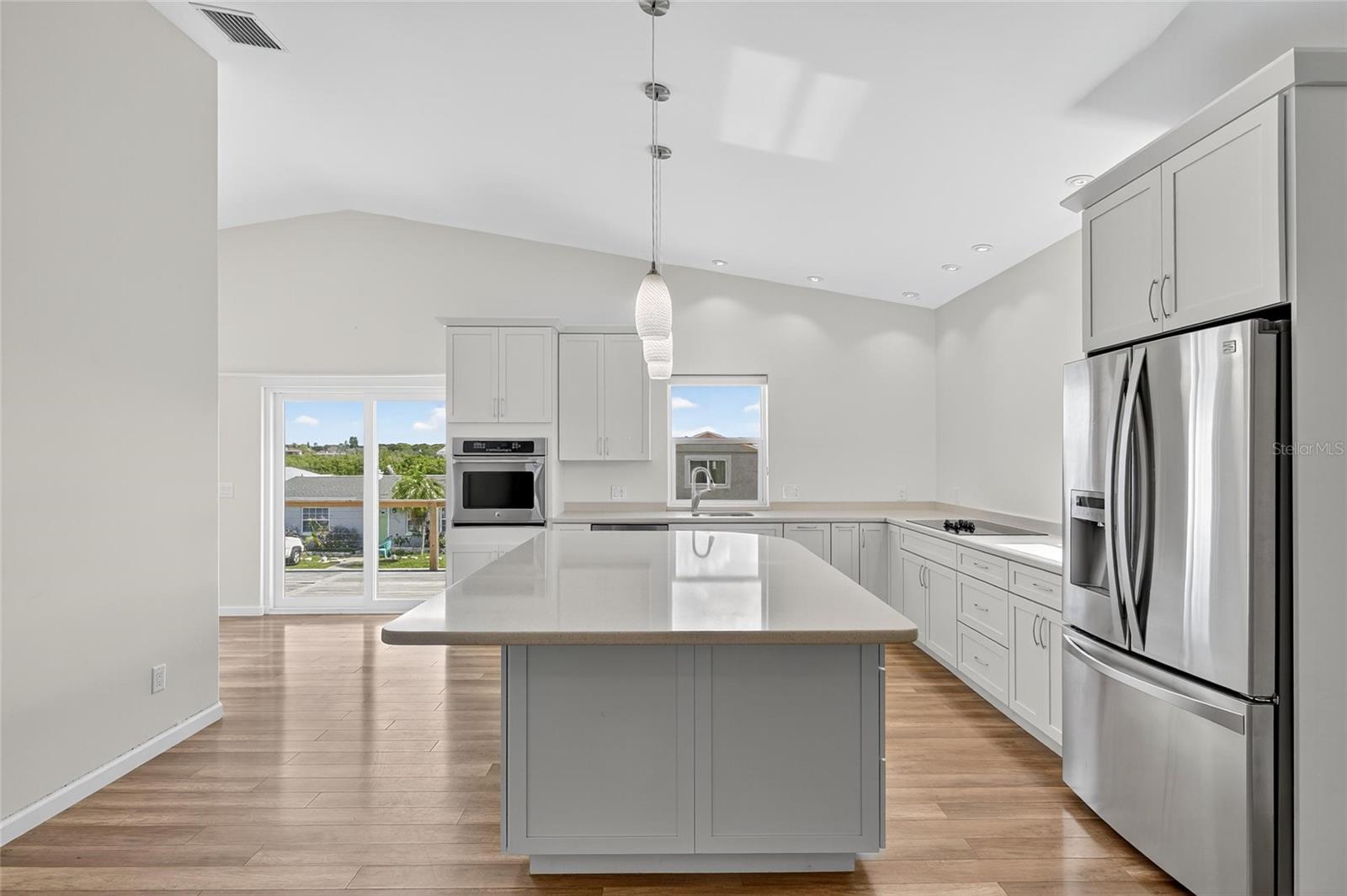 Image 16 of 88 For 775 182nd Avenue E