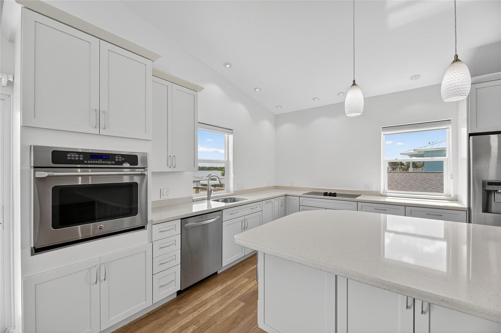 Image 18 of 88 For 775 182nd Avenue E