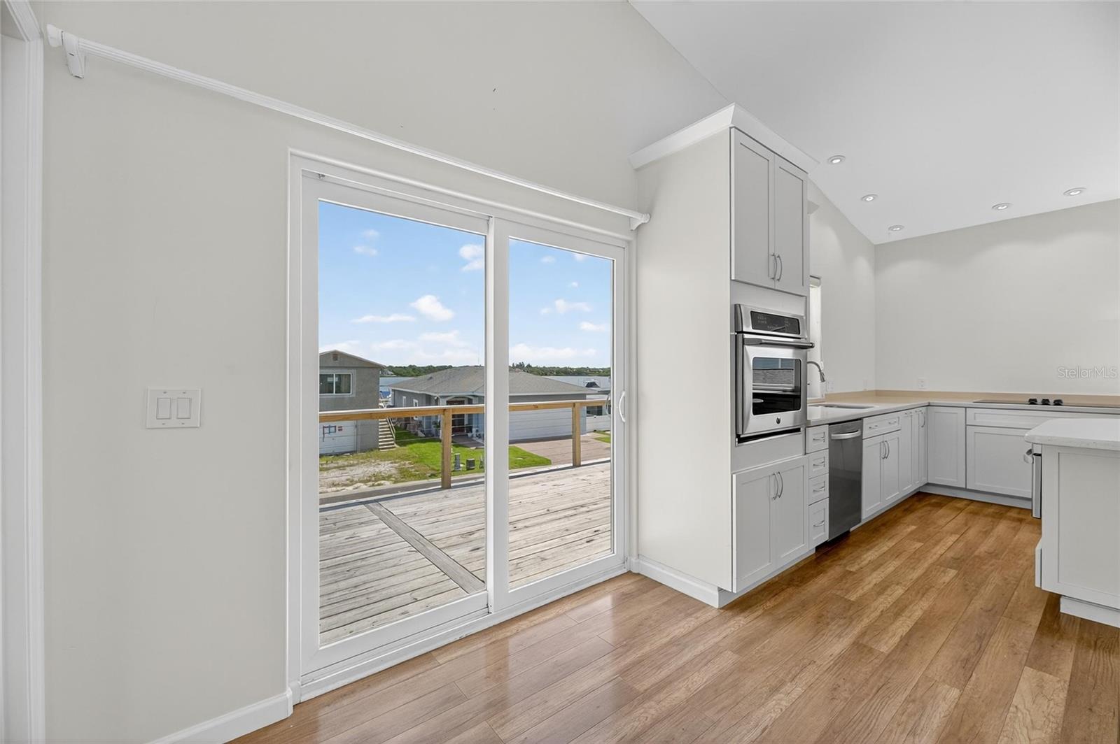 Image 27 of 88 For 775 182nd Avenue E