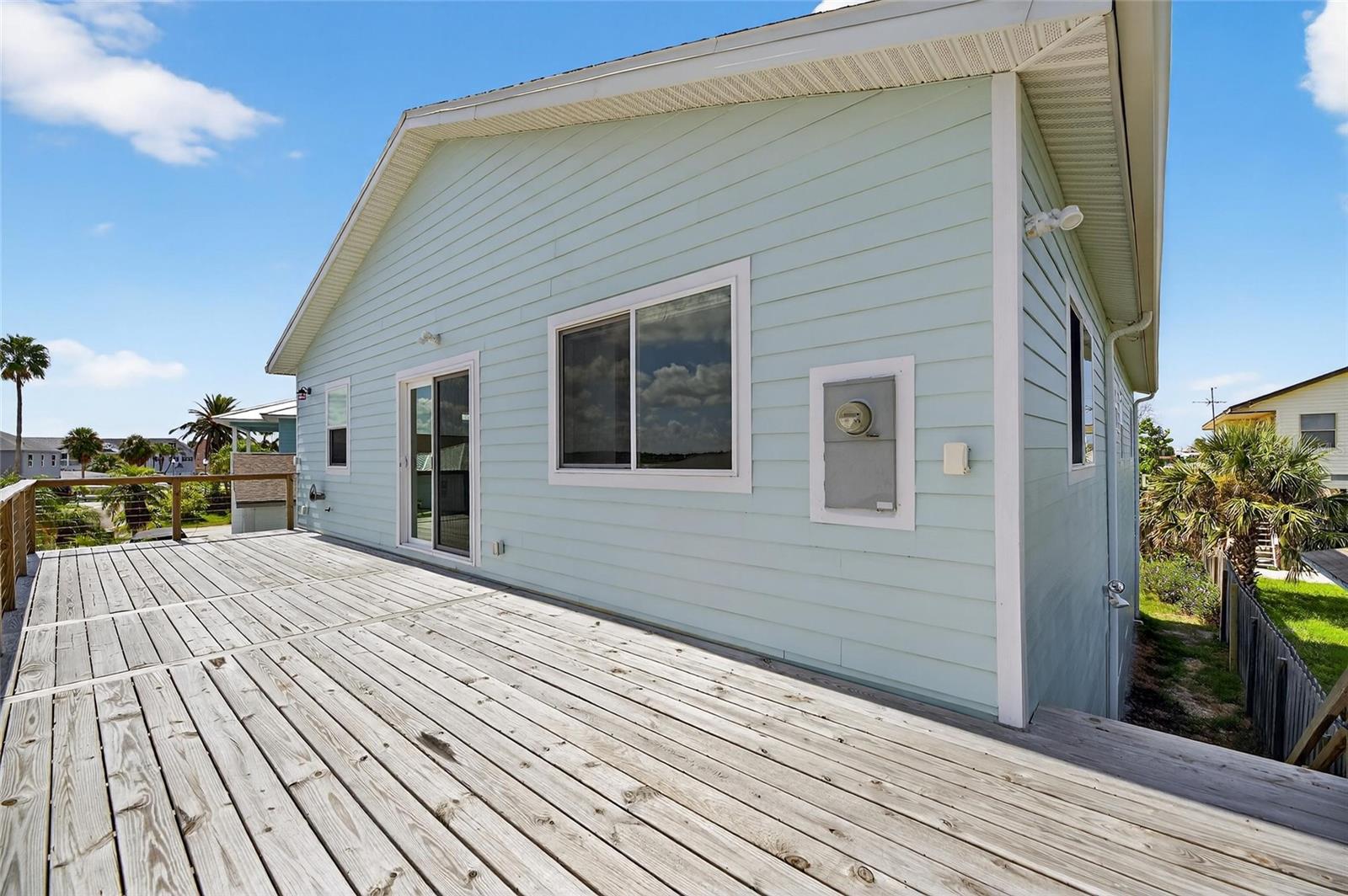 Image 30 of 88 For 775 182nd Avenue E