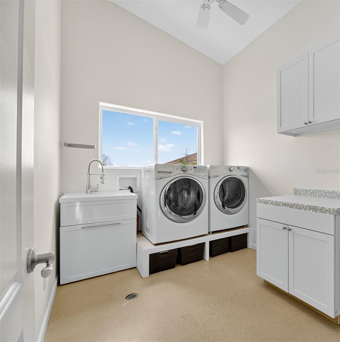 Image 51 of 88 For 775 182nd Avenue E