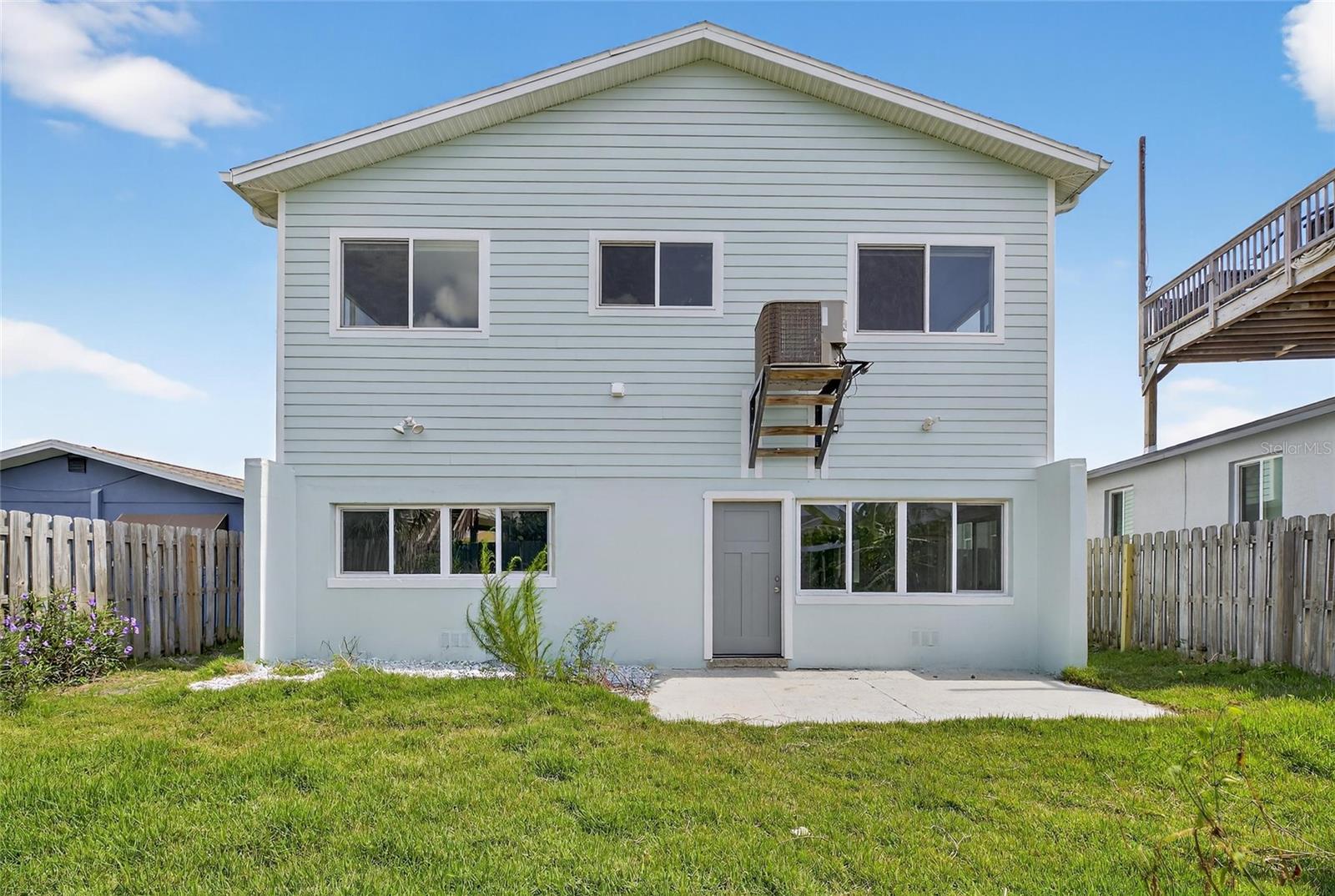 Image 61 of 88 For 775 182nd Avenue E