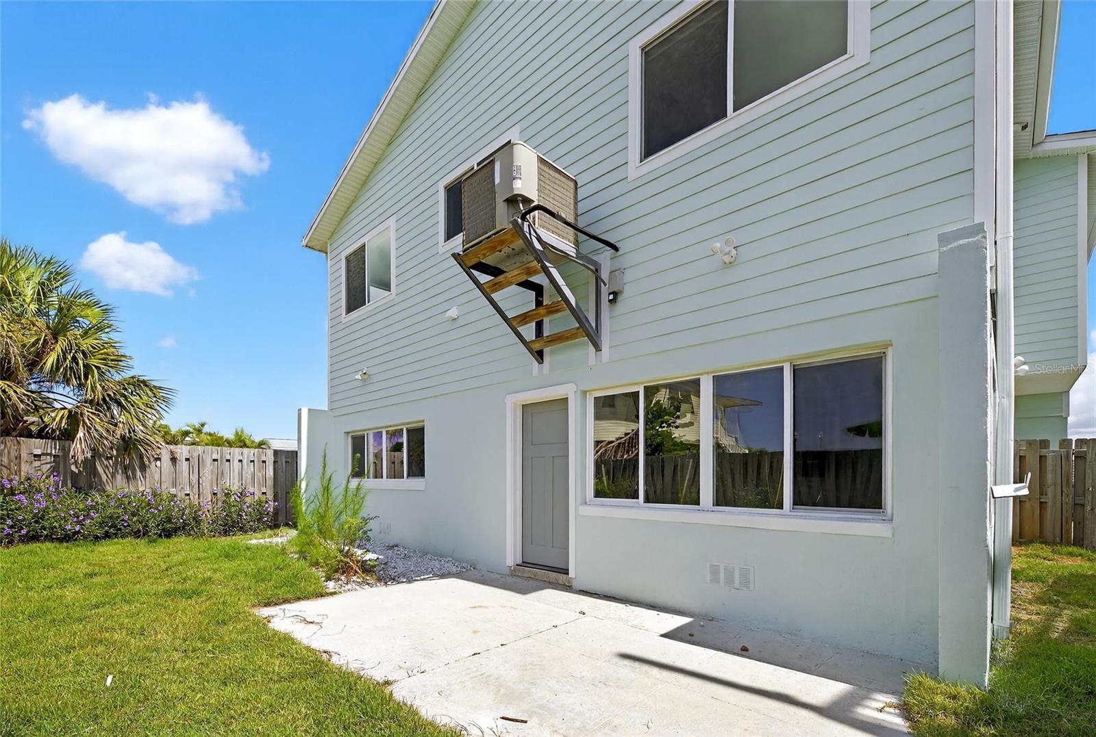 Image 62 of 88 For 775 182nd Avenue E