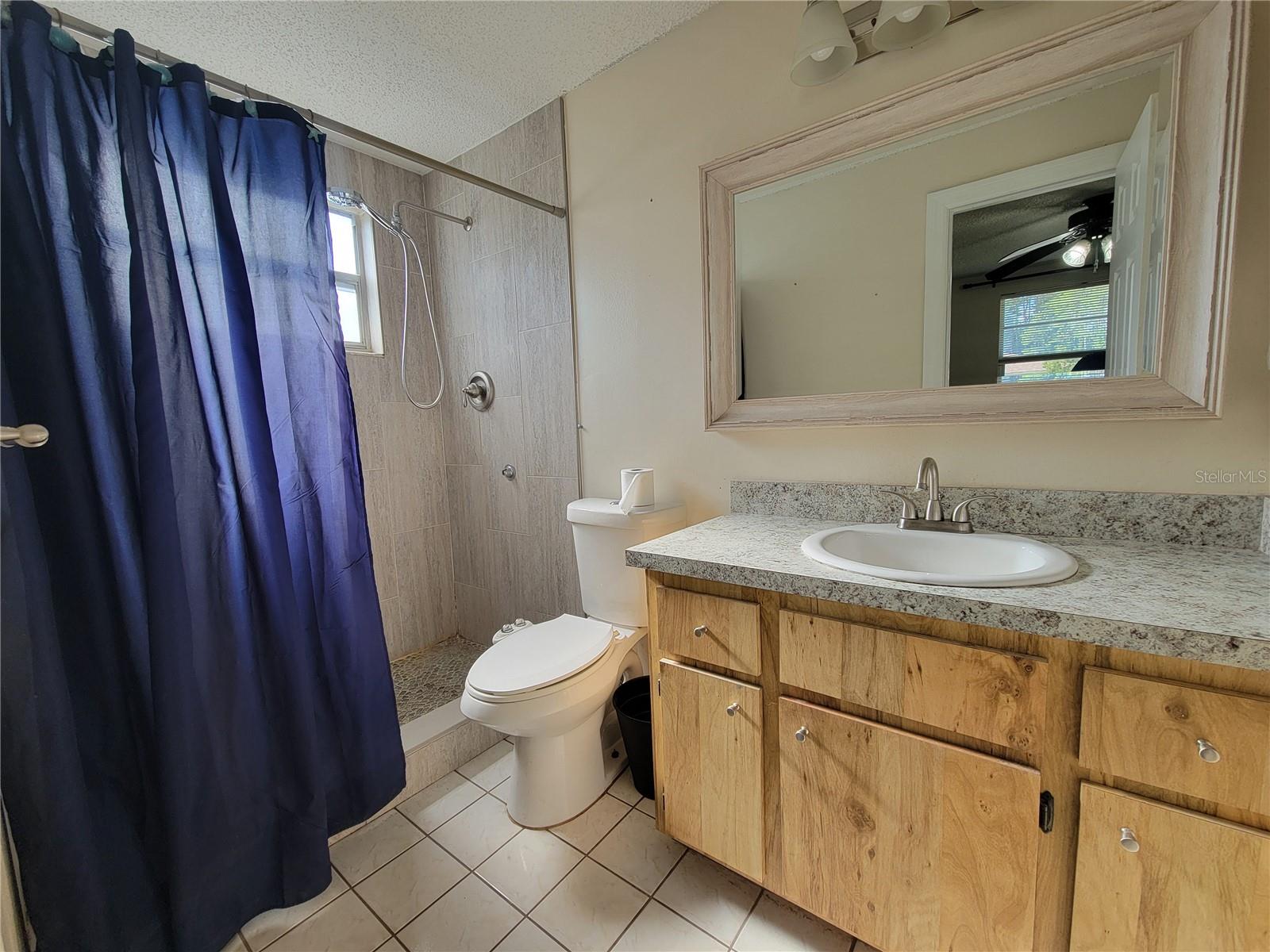Image 10 of 19 For 12427 Willow Tree Avenue