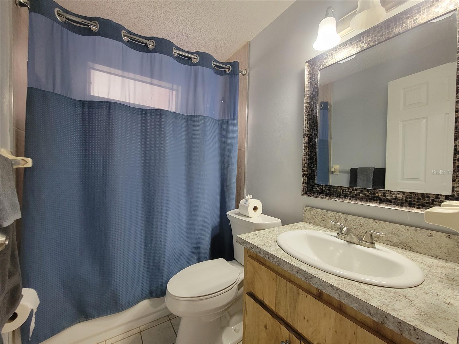 Image 12 of 19 For 12427 Willow Tree Avenue