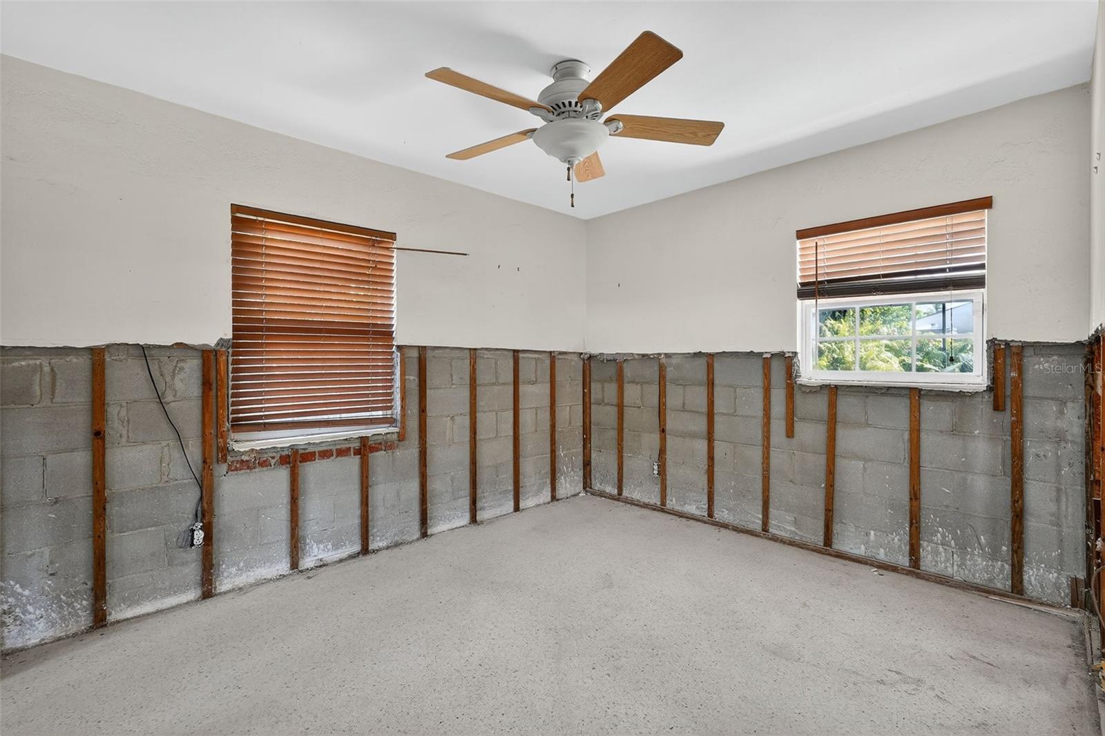 Image 10 of 42 For 330 90th Avenue Ne