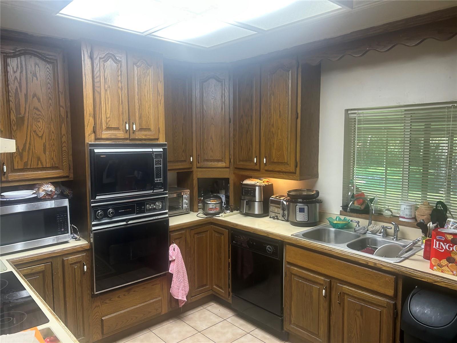 Image 13 of 15 For 13232 Blissfield Road