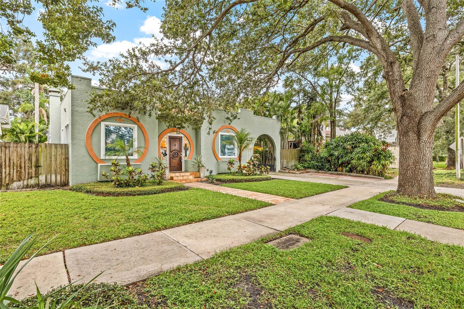 Image 4 of 43 For 2434 Prospect Road