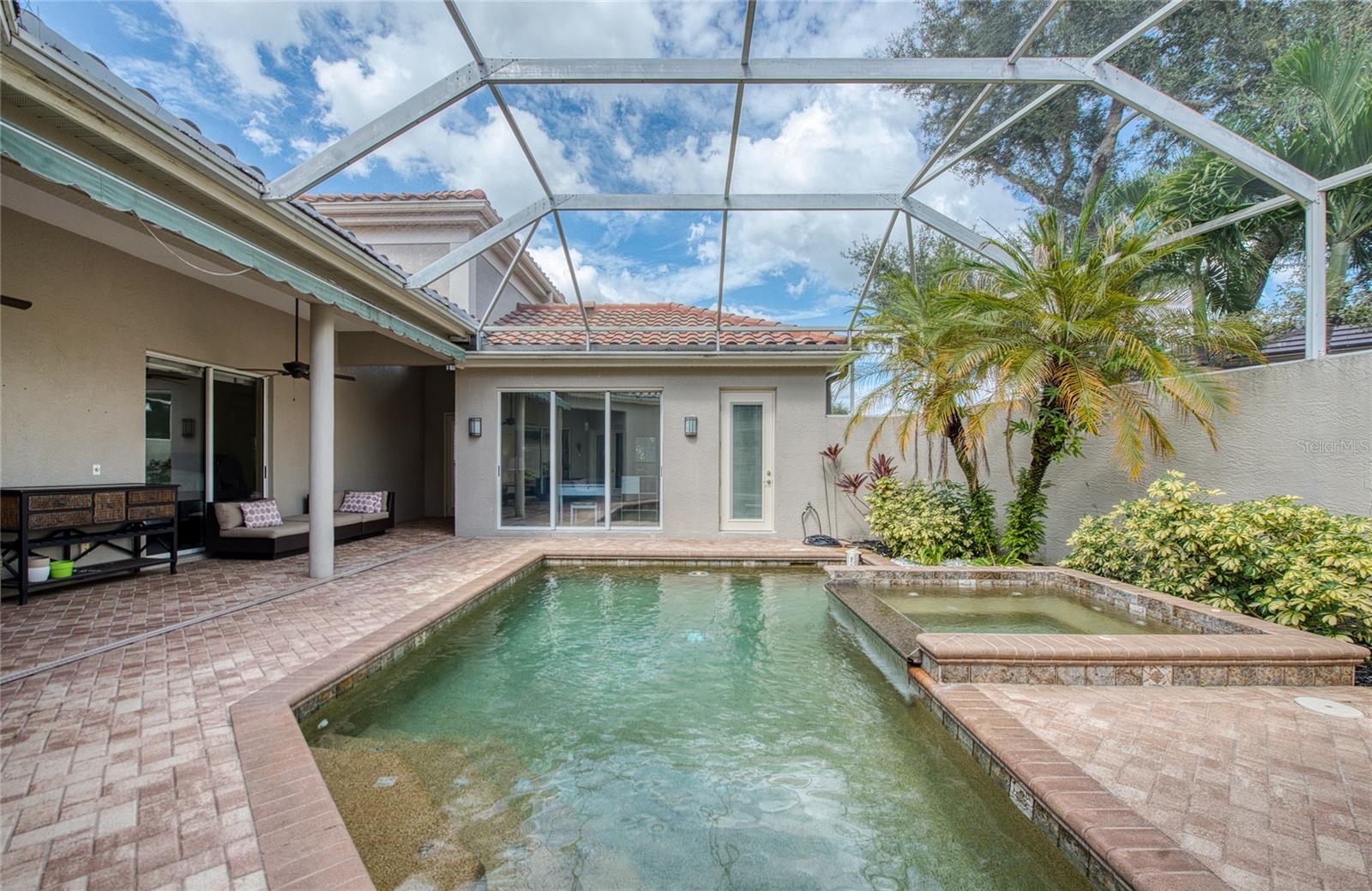 Image 18 of 60 For 8736 54th Avenue E