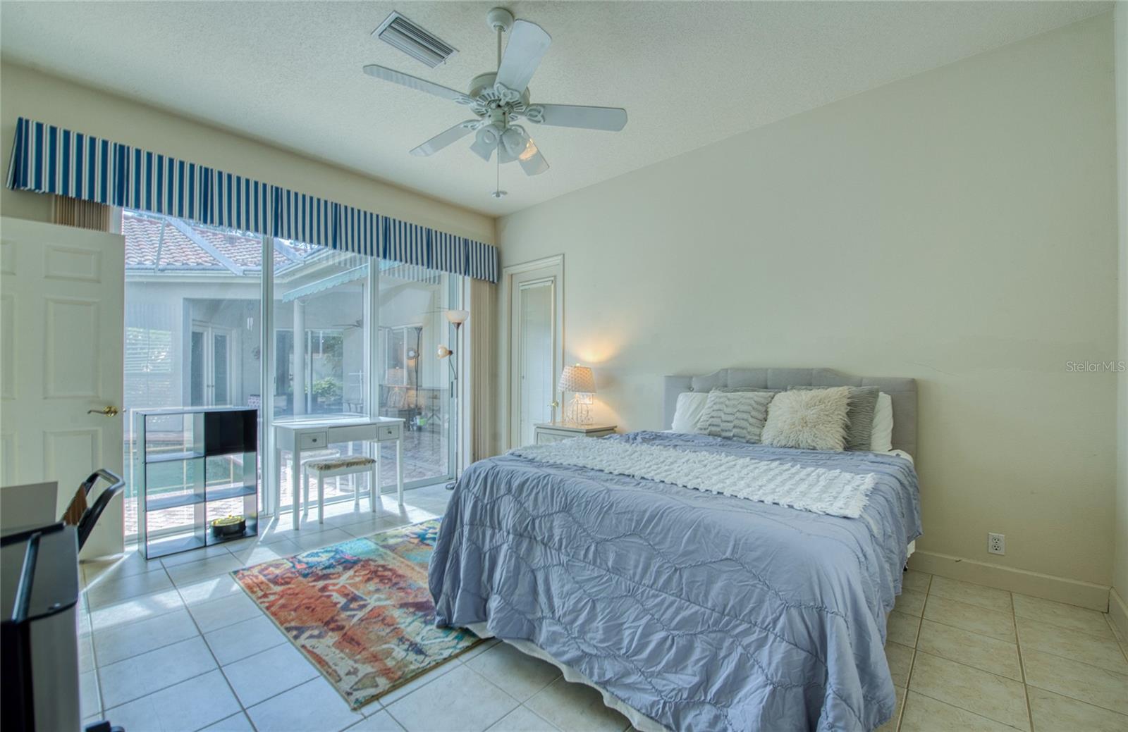 Image 32 of 60 For 8736 54th Avenue E