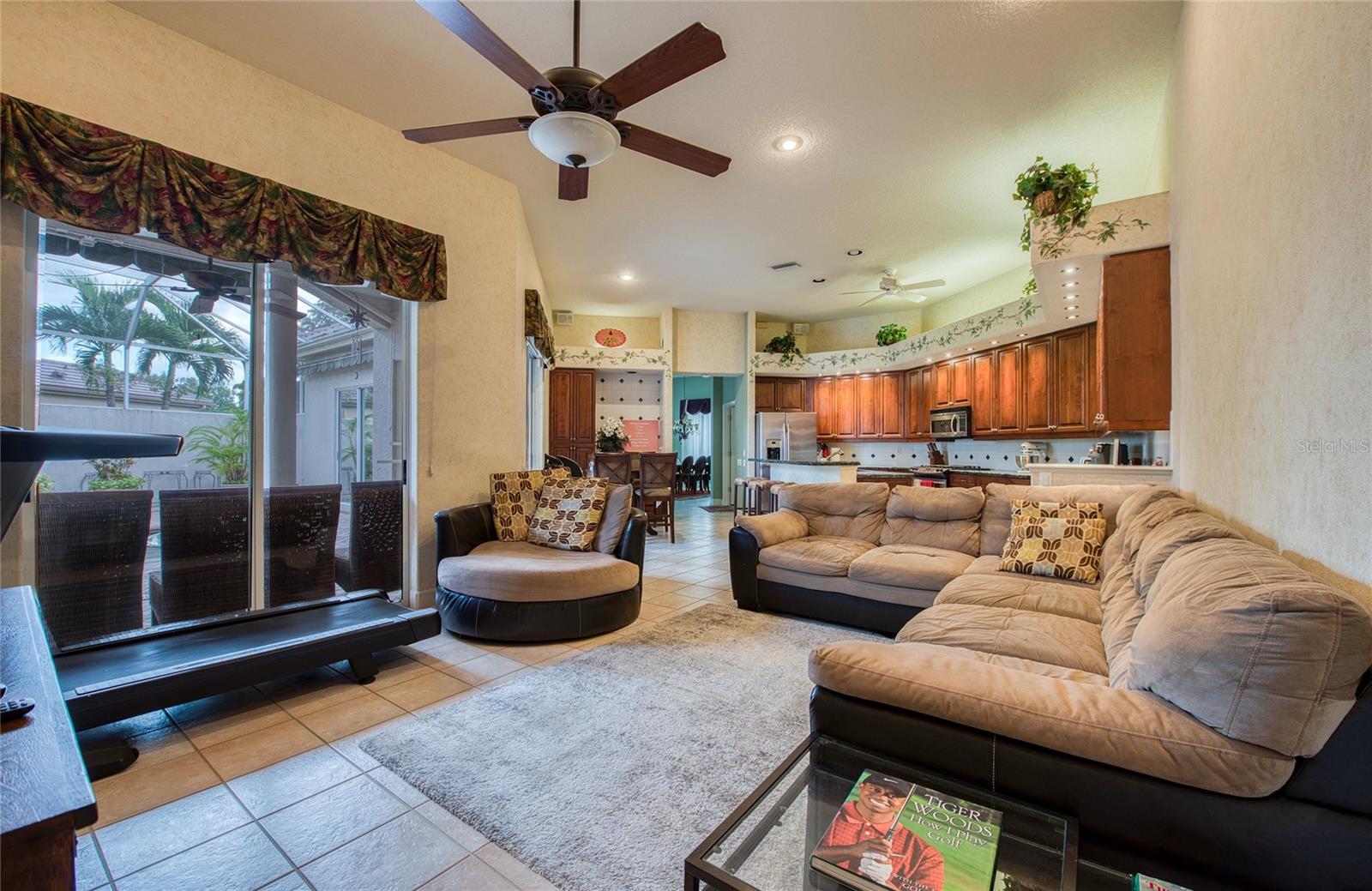 Image 36 of 60 For 8736 54th Avenue E