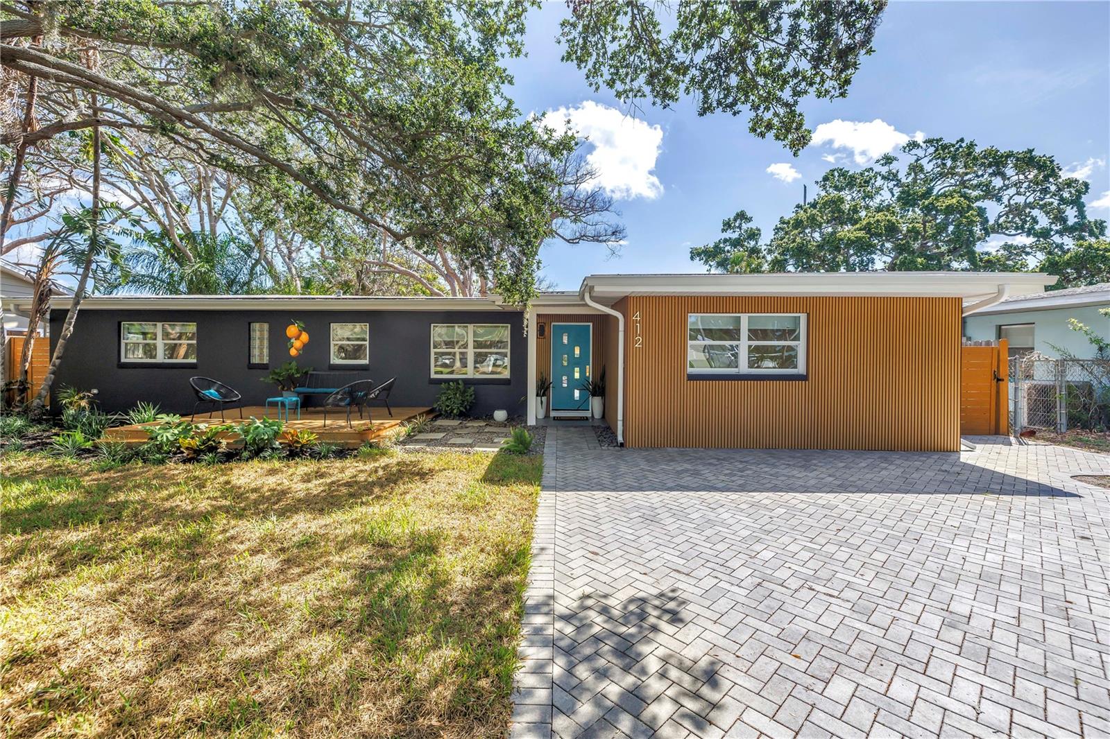 Details for 412 Mira Vista Drive, DUNEDIN, FL 34698