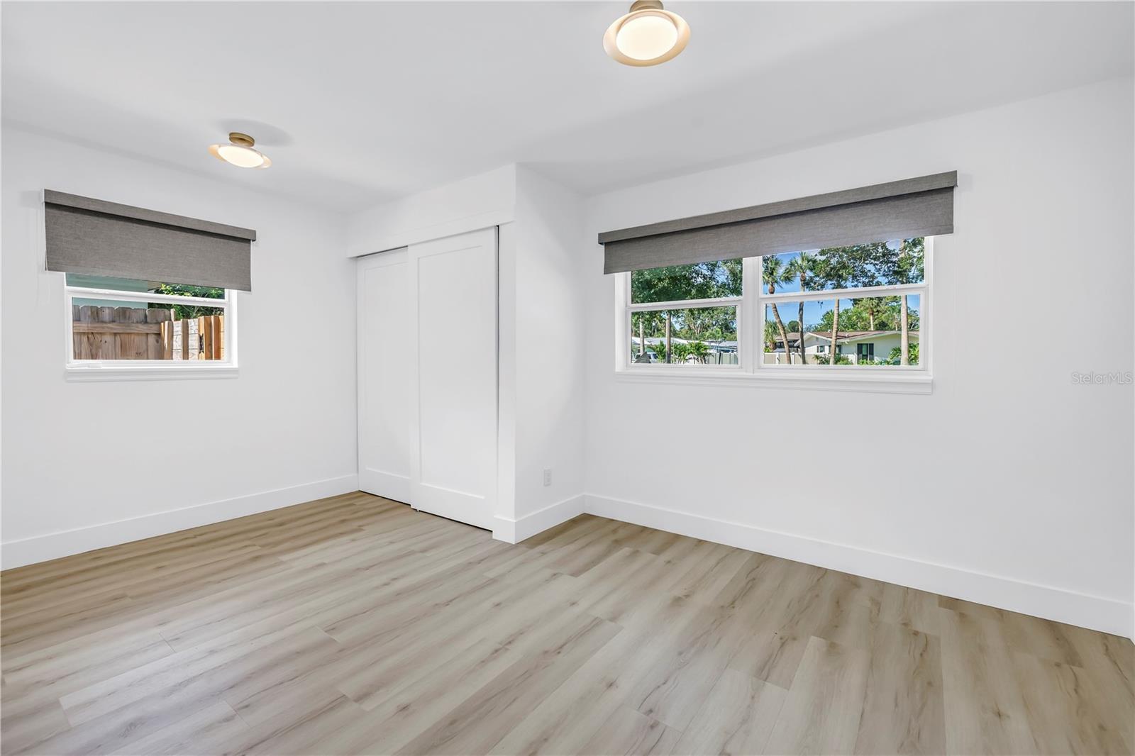 Image 19 of 67 For 412 Mira Vista Drive