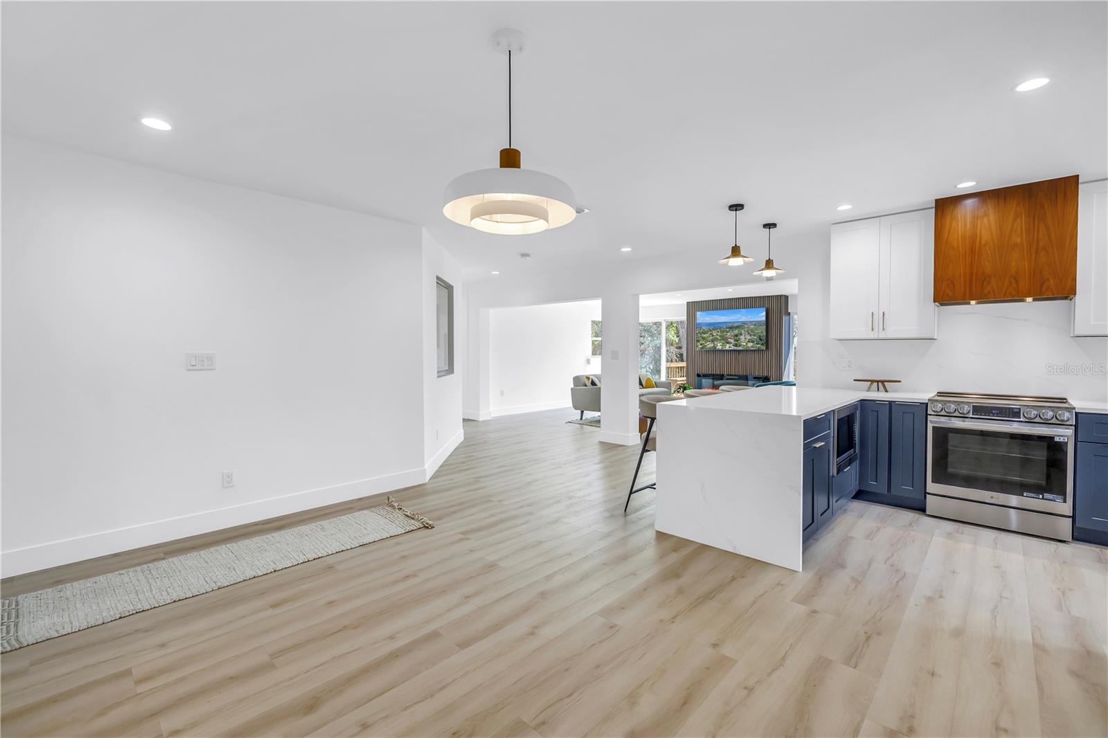 Image 41 of 67 For 412 Mira Vista Drive