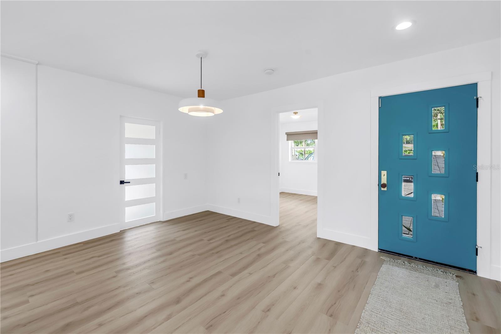 Image 42 of 67 For 412 Mira Vista Drive