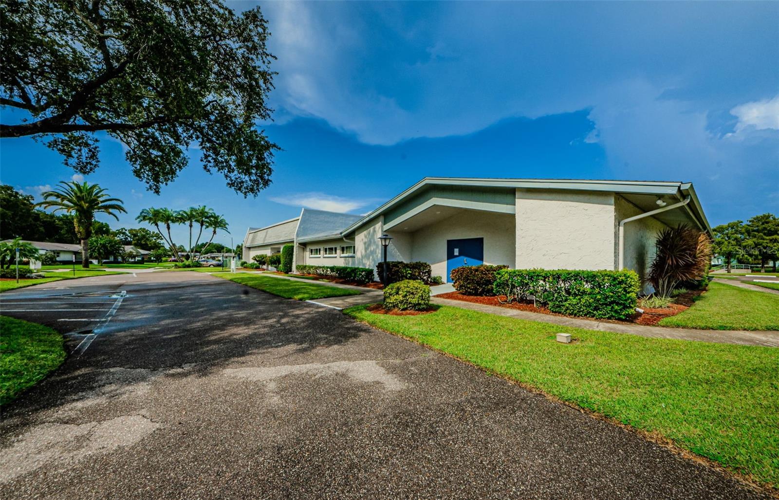 Image 38 of 95 For 2836 Highlands Boulevard A